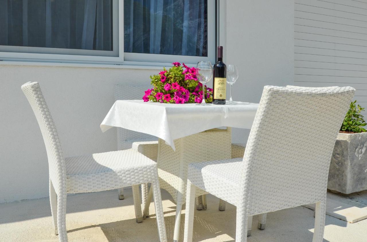 Prčanj Seafront Apartment Vujovic מראה חיצוני תמונה