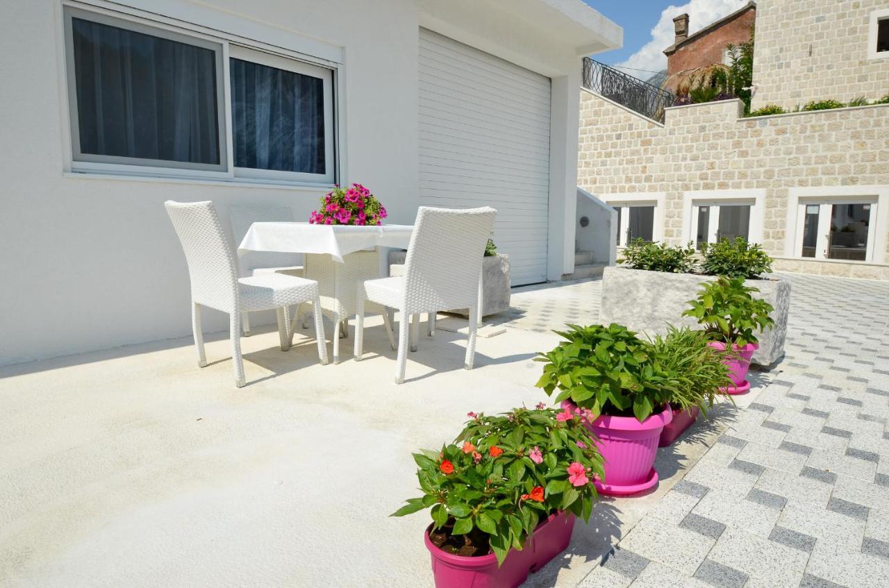 Prčanj Seafront Apartment Vujovic מראה חיצוני תמונה