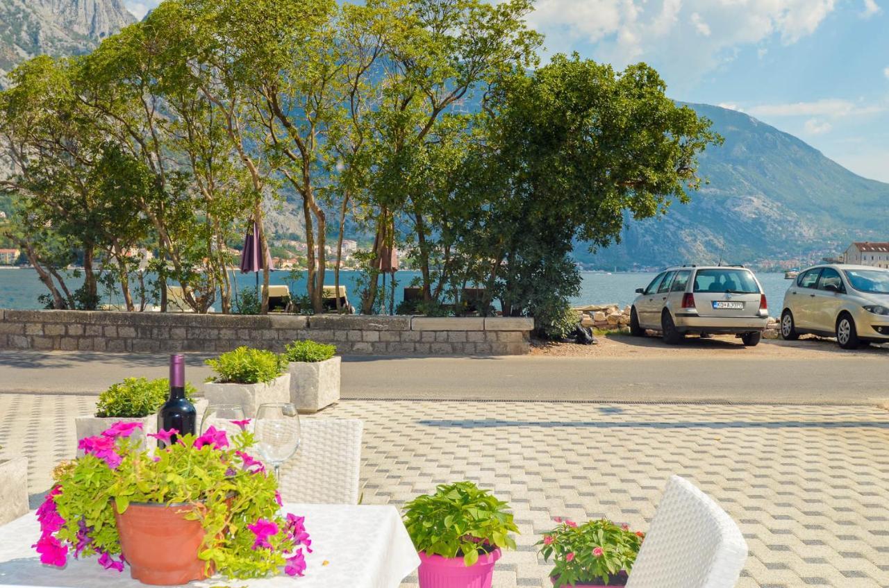 Prčanj Seafront Apartment Vujovic מראה חיצוני תמונה