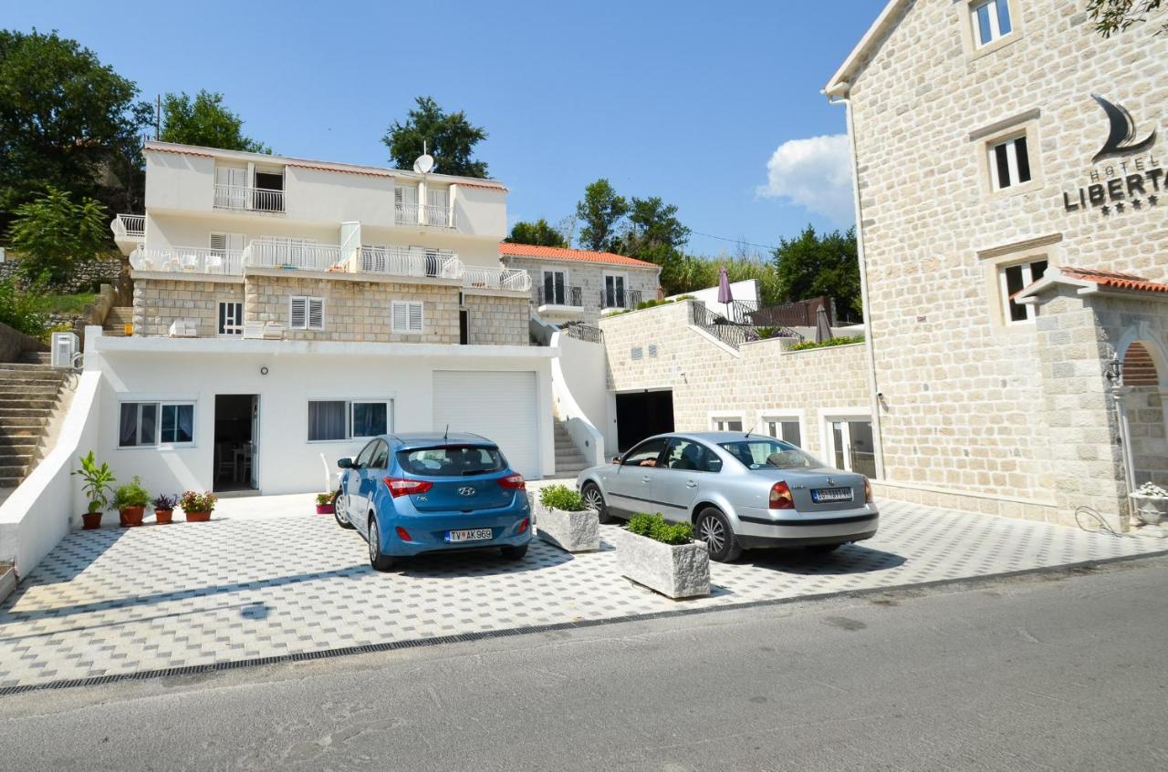 Prčanj Seafront Apartment Vujovic מראה חיצוני תמונה